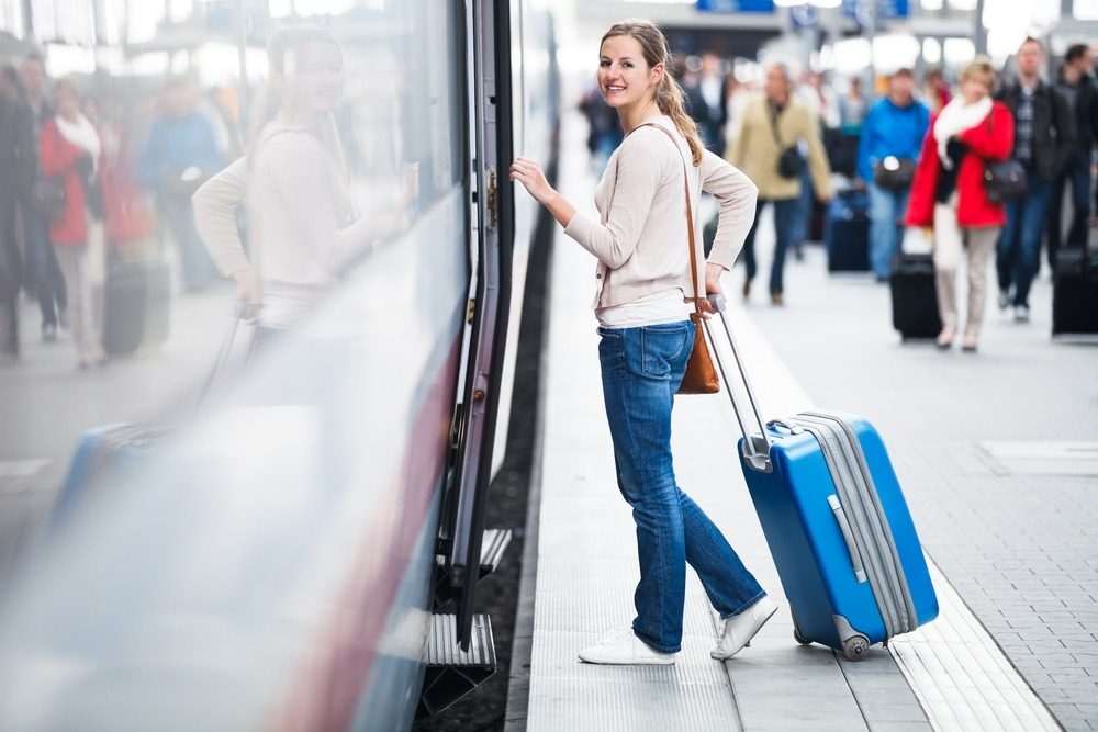 Train and carpooling transport